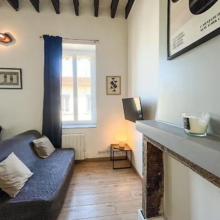 Bertone Apartment *
